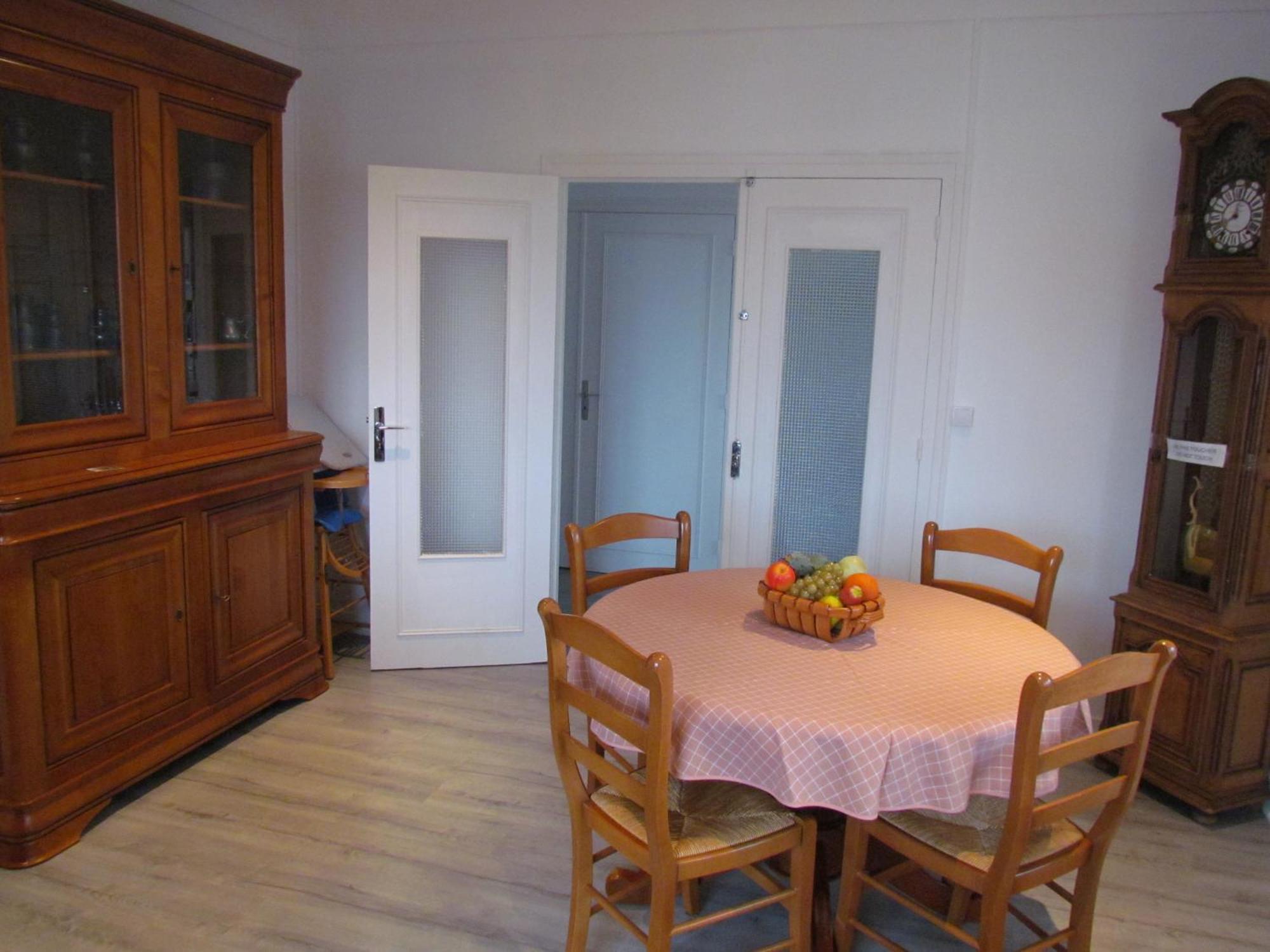 De La Claveille Apartment
